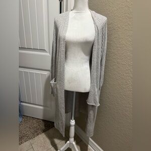 NWT Gray Women's Sweater long Cardigan Sz M with pockets length 42”